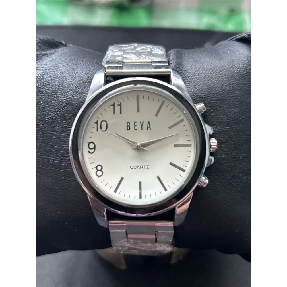 Beya Silver Tone Black Bezel Men’s Quartz Watch